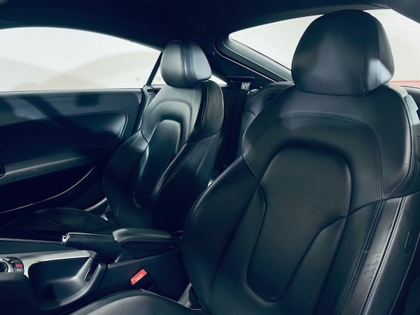 Used Audi TT 2011 for sale - 76190829: Photo 4