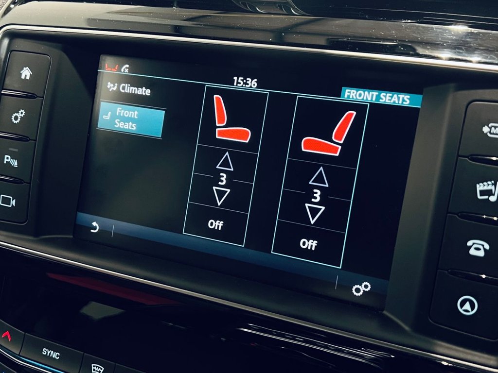 Used Jaguar F-Pace 2018 for sale - 77048681: Photo 11