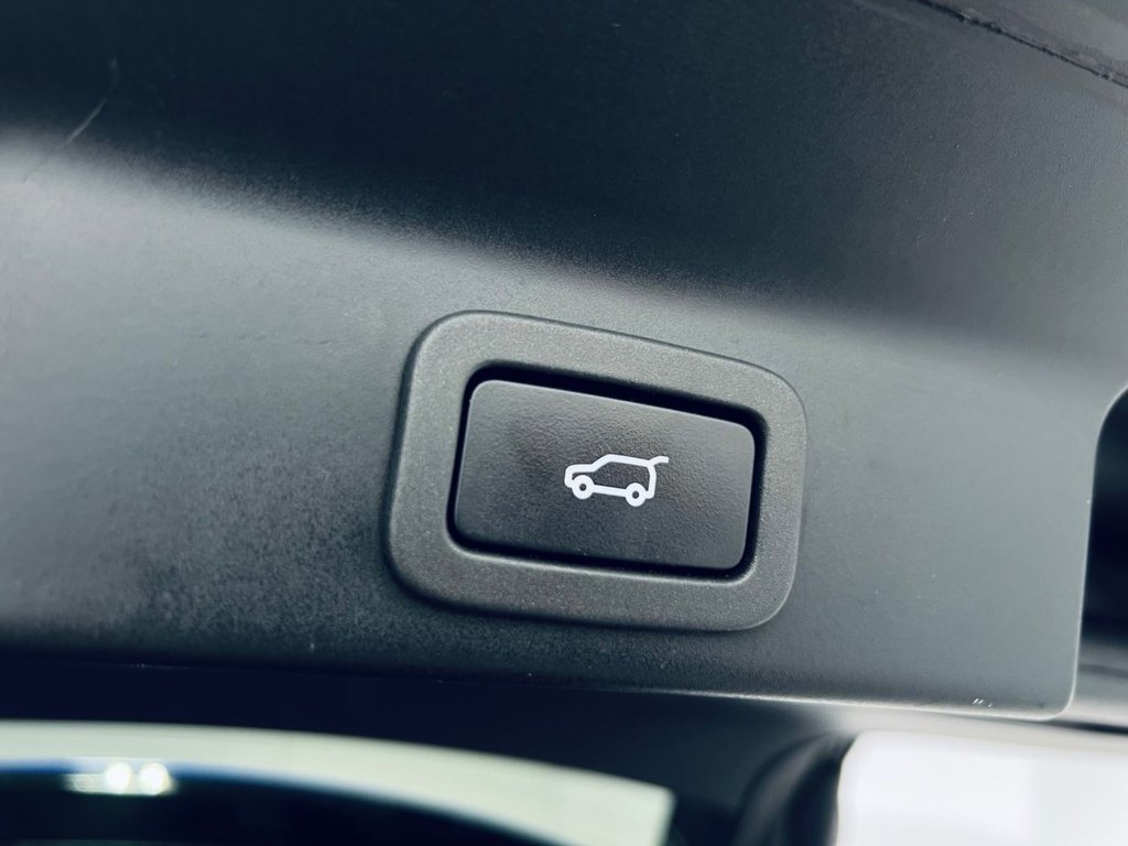 Used Jaguar F-Pace 2018 for sale - 77048681: Photo 21