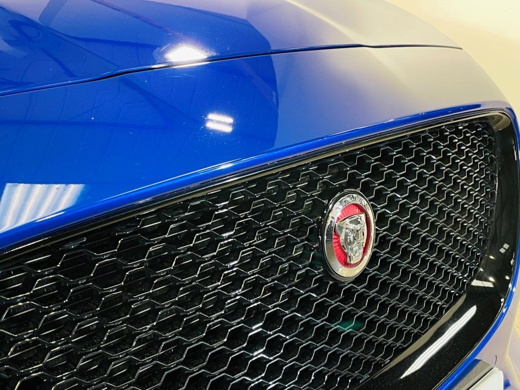 Used Jaguar F-Pace 2018 for sale - 77048681: Photo 32