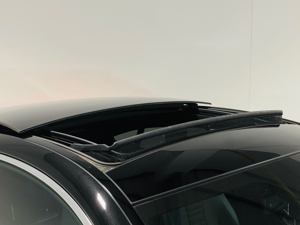 Used Mercedes-Benz E Class 2018 for sale - 77627406: Photo 2