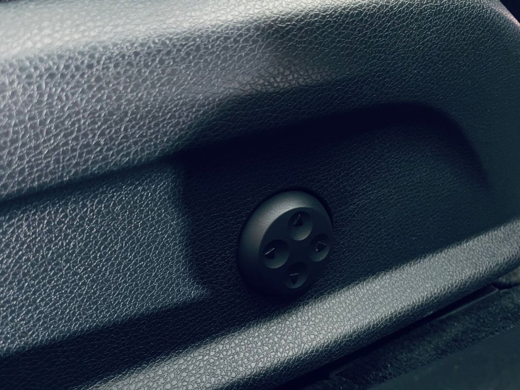 Used Mercedes-Benz E Class 2018 for sale - 77627406: Photo 22