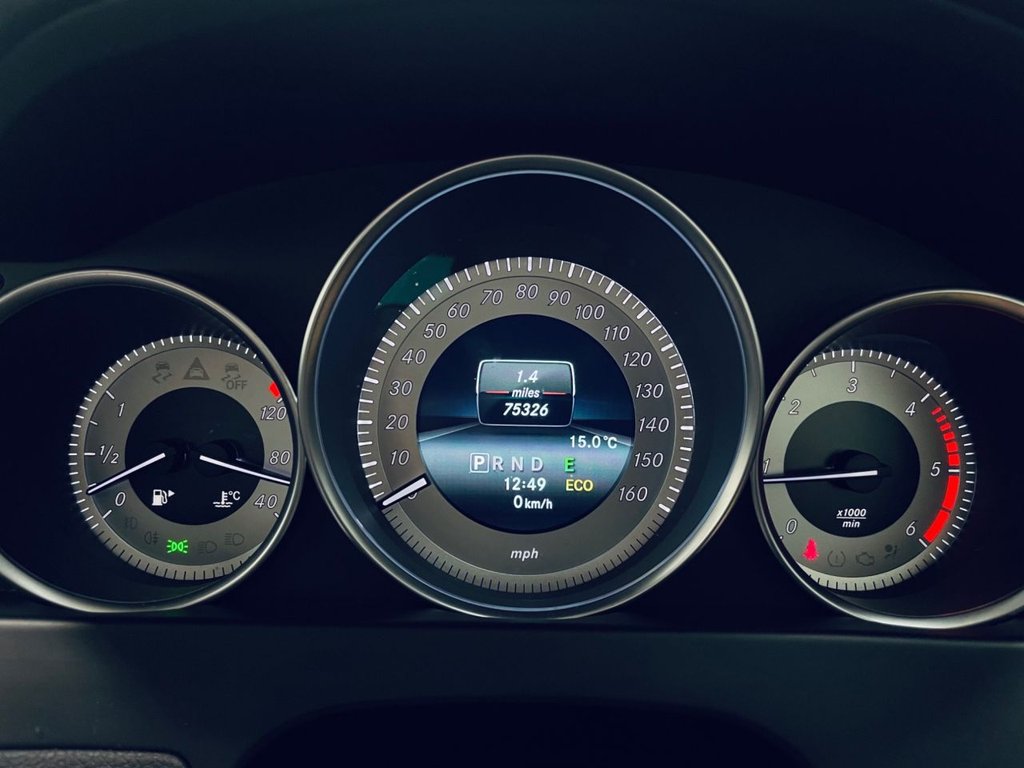 Used Mercedes-Benz C Class 2014 for sale - 77835286: Photo 14