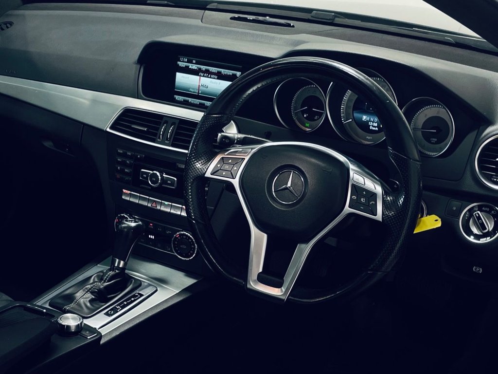 Used Mercedes-Benz C Class 2014 for sale - 77835286: Photo 24