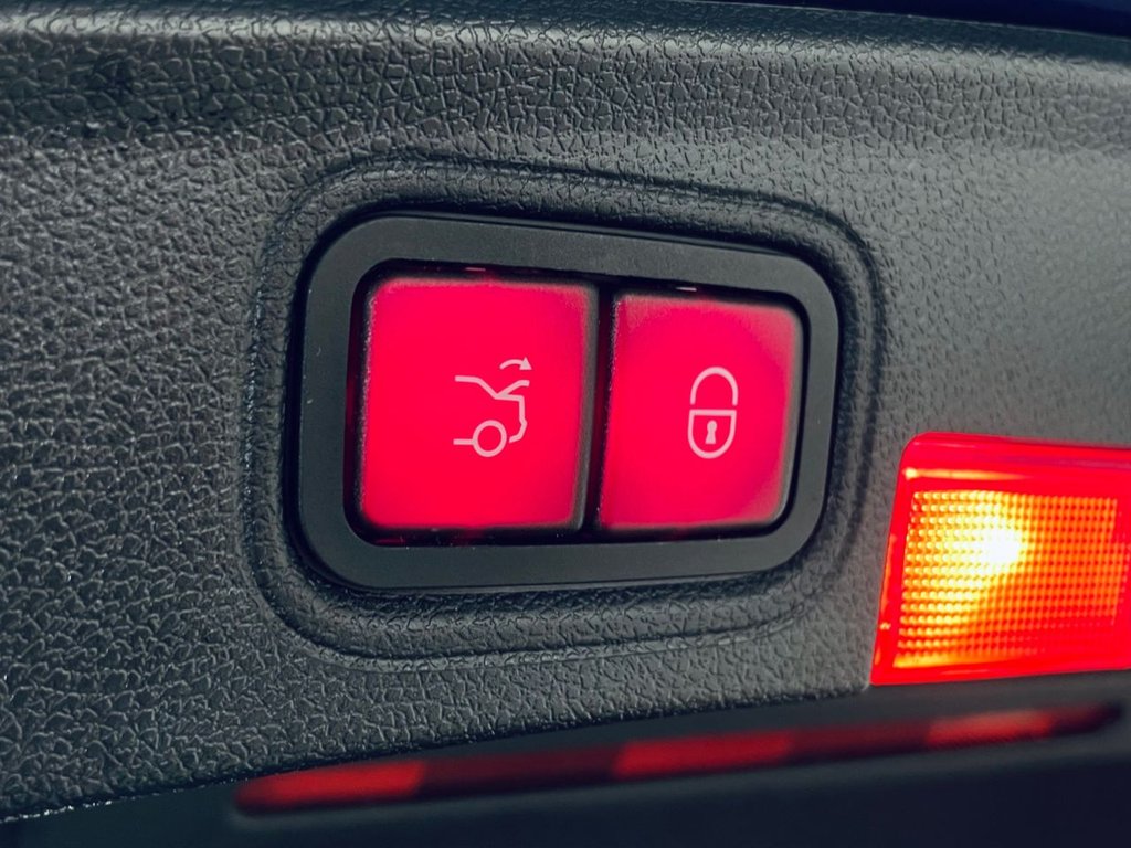 Used Mercedes-Benz C Class 2017 for sale - 77477652: Photo 28