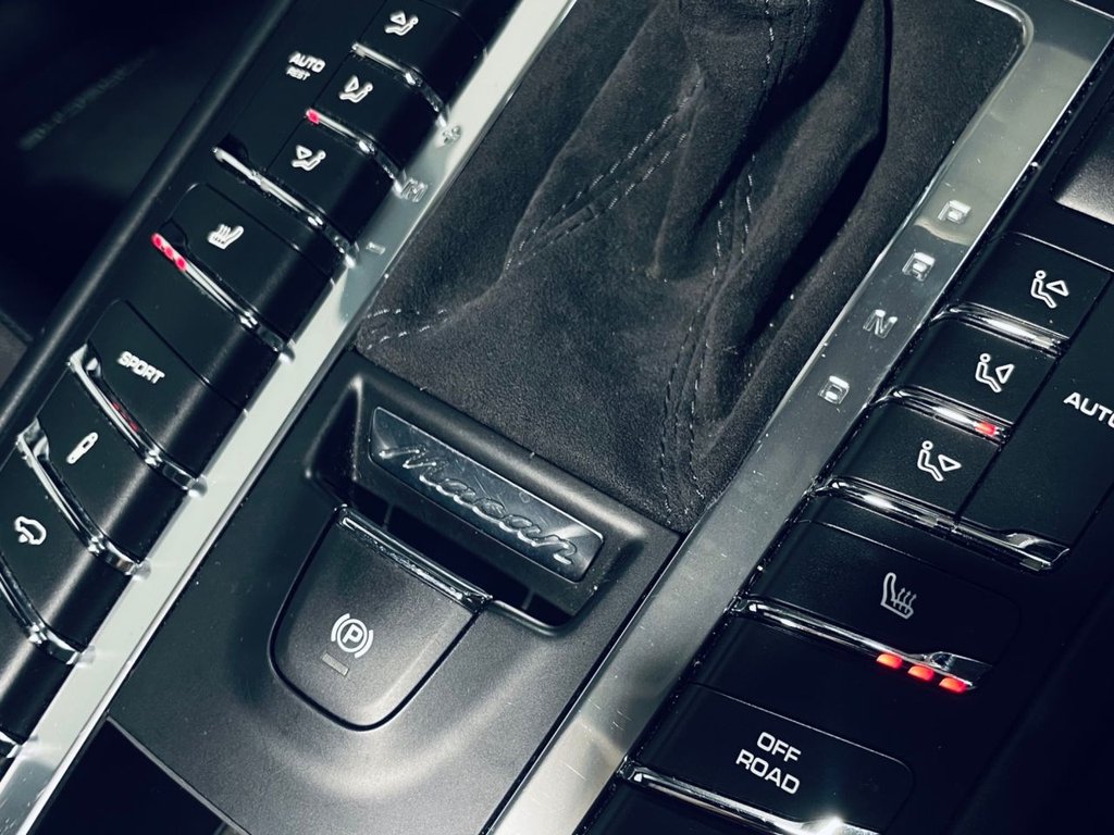 Used Porsche Macan 2016 for sale - 77672732: Photo 19