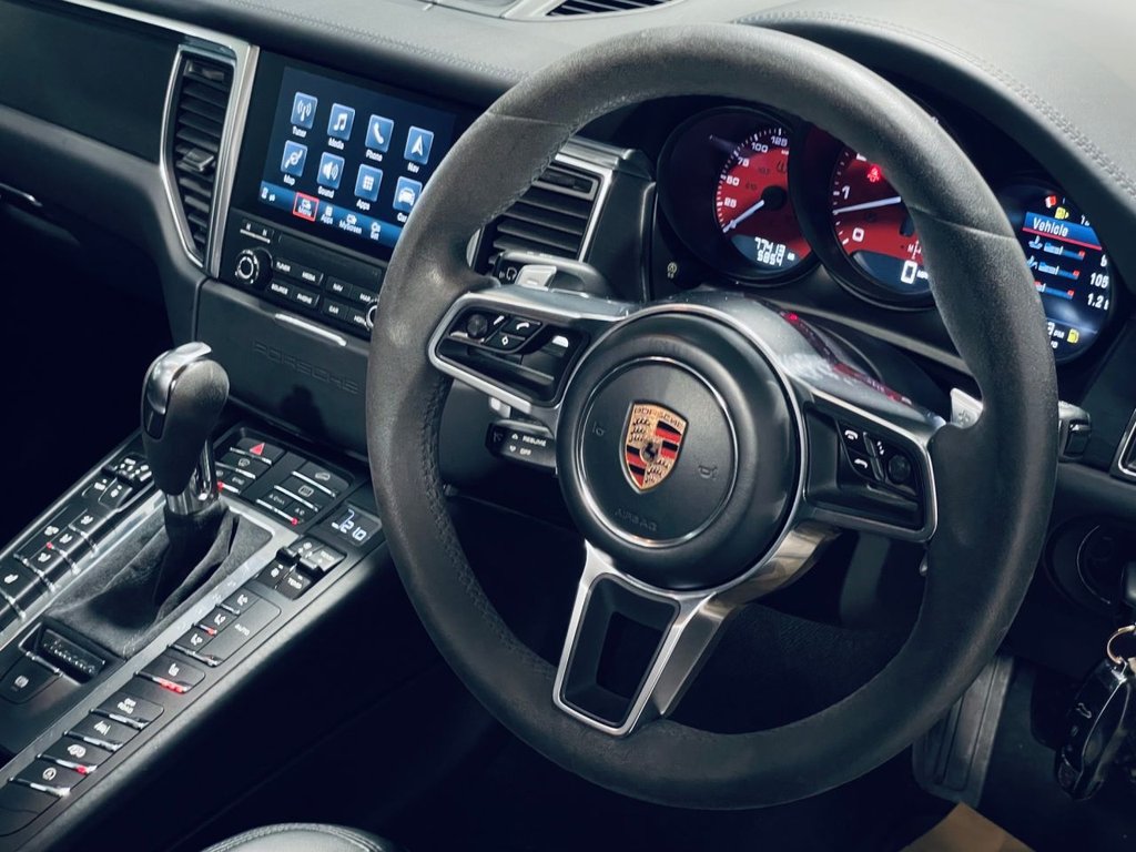 Used Porsche Macan 2016 for sale - 77672732: Photo 28