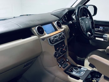 Used Land Rover Discovery 2016 for sale - 78874571: Photo