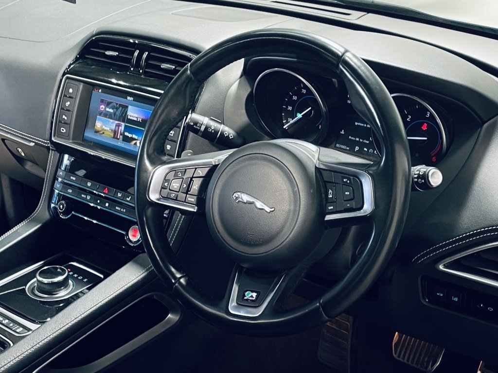 Used Jaguar F-Pace 2017 for sale - 77048615: Photo 22