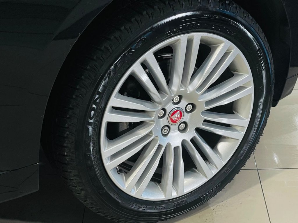 Used Jaguar F-Pace 2017 for sale - 77048615: Photo 9