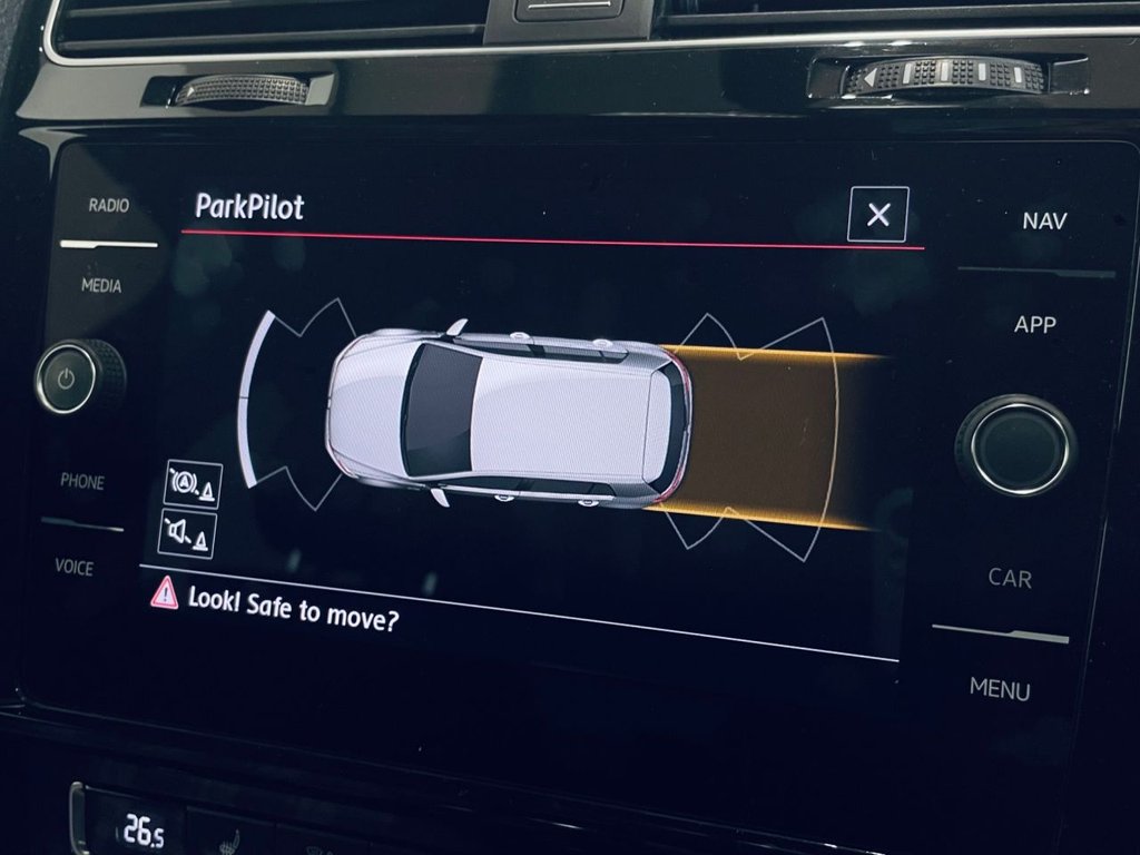 Used Volkswagen Golf 2018 for sale - 77048757: Photo 15