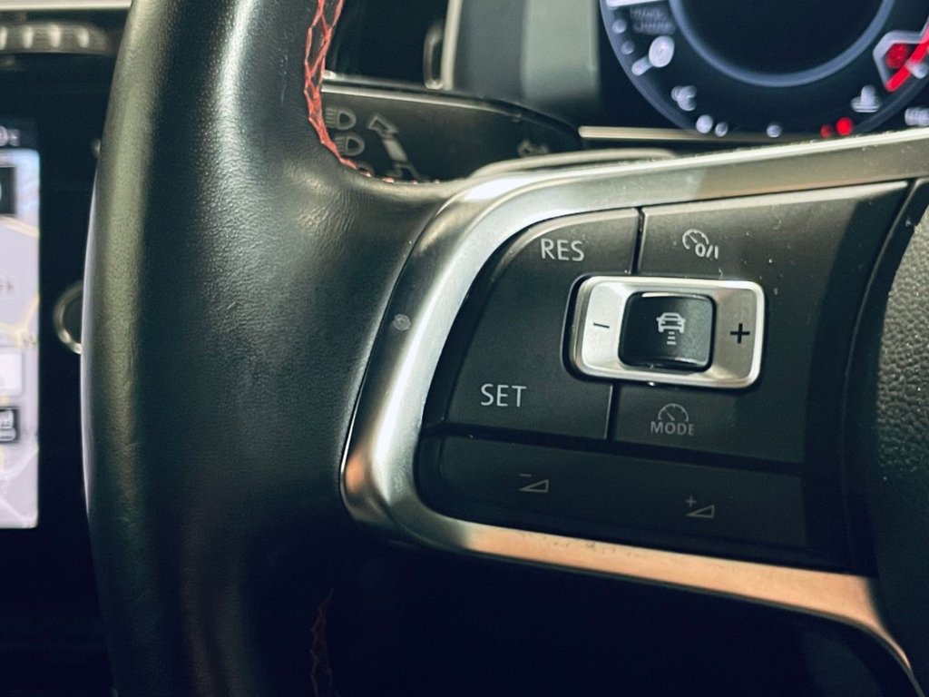 Used Volkswagen Golf 2018 for sale - 77048757: Photo 17