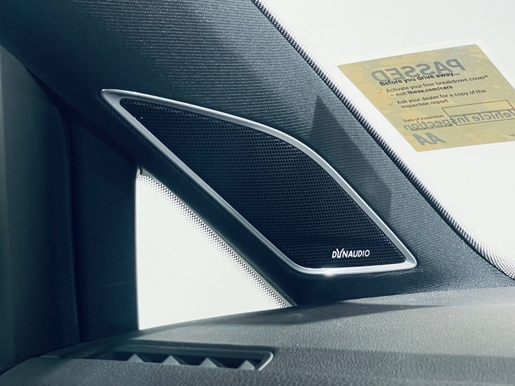 Used Volkswagen Golf 2018 for sale - 77048757: Photo 2