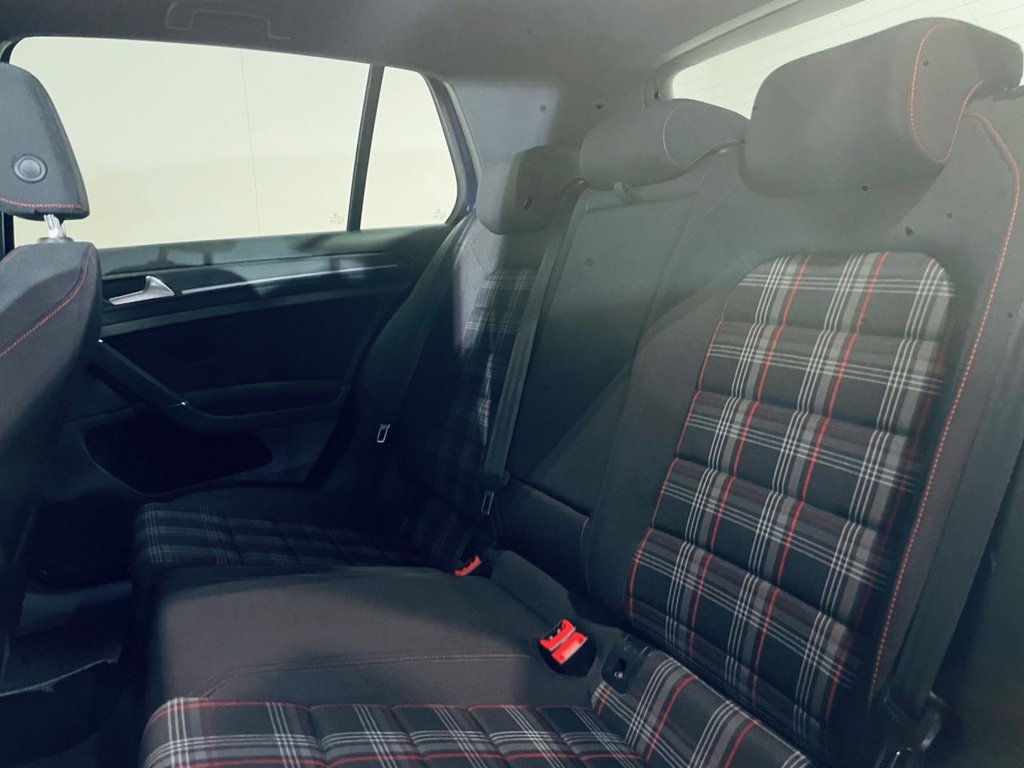Used Volkswagen Golf 2018 for sale - 77048757: Photo 7