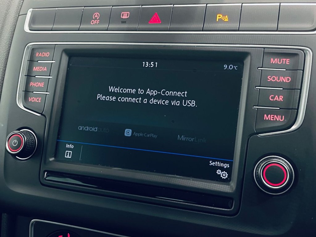 Used Volkswagen Polo 2017 for sale - 76691325: Photo 9