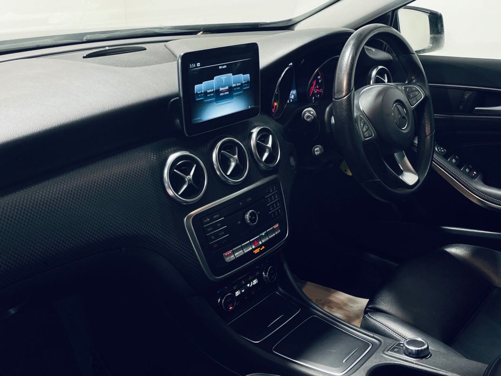 Used Mercedes-Benz A-Class 2016 for sale - 77551868: Photo 6