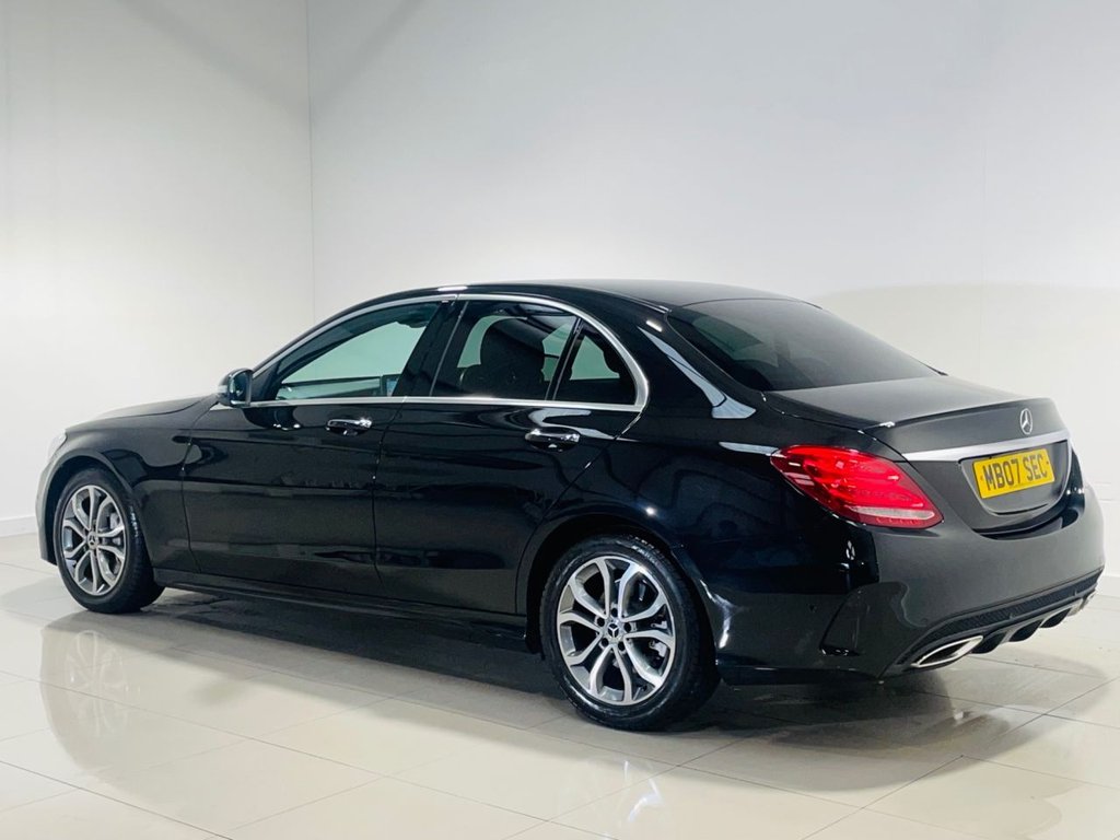 Used Mercedes-Benz C Class 2018 for sale - 77048944: Photo 3