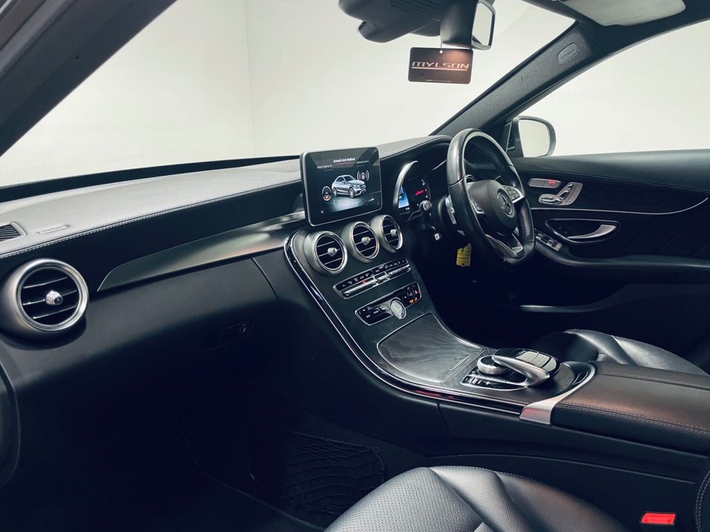 Used Mercedes-Benz C Class 2018 for sale - 77048944: Photo 4