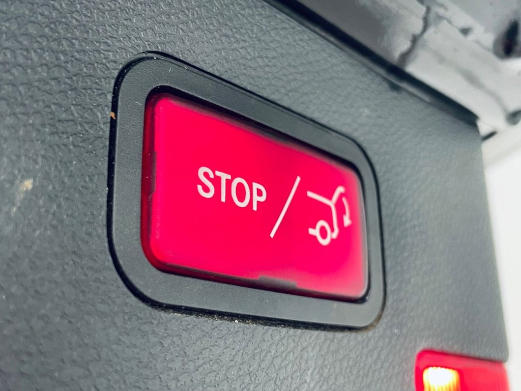 Used Mercedes-Benz C Class 2014 for sale - 77627345: Photo 25