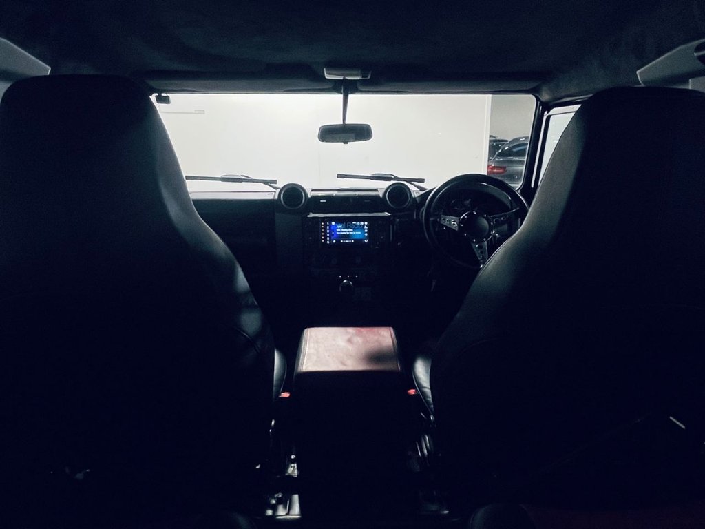 Used Land Rover Defender 2015 for sale - 77048596: Photo 14