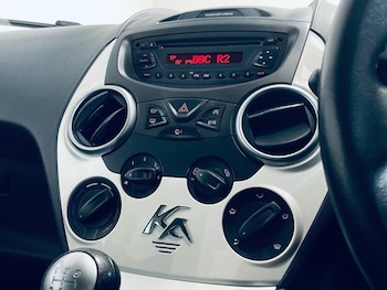 Used Ford Ka 2015 for sale - 76190863: Photo 2