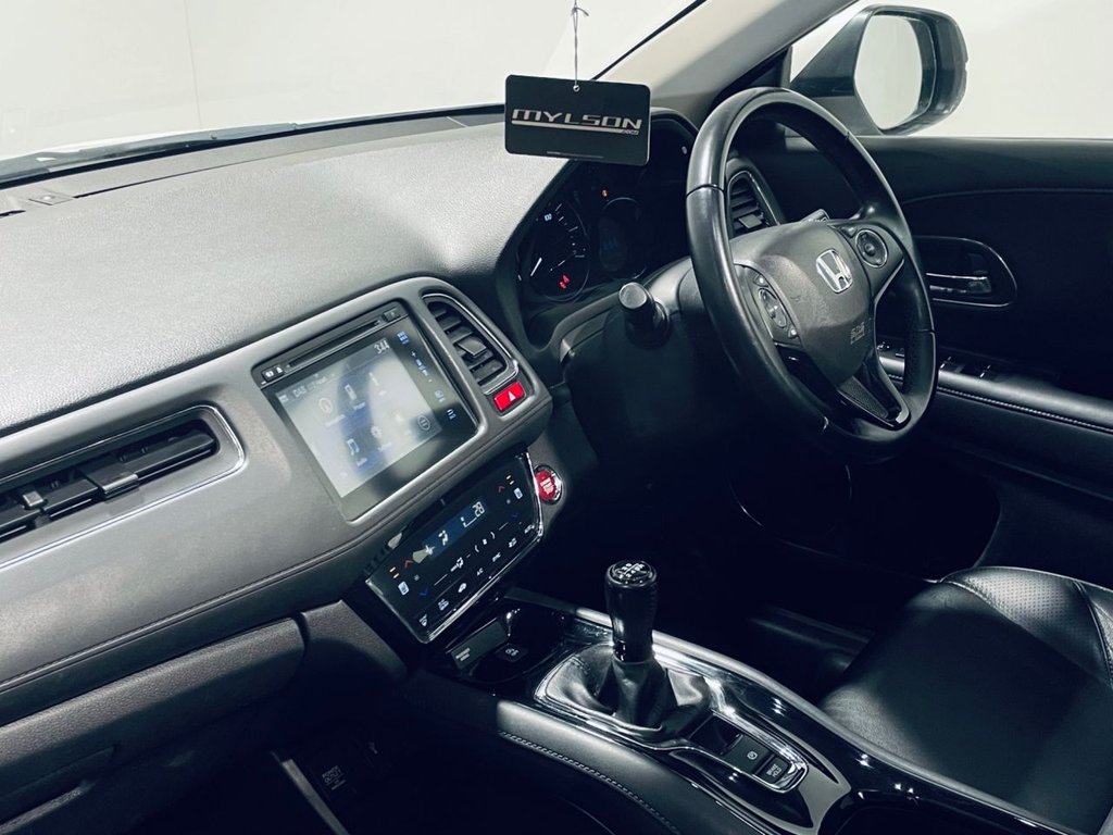 Used Honda HR-V 2017 for sale - 77341501: Photo 5