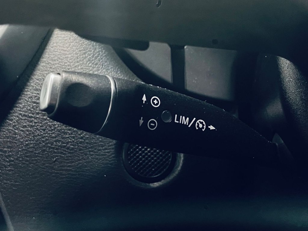 Used Infiniti Q30 2017 for sale - 77879469: Photo 12