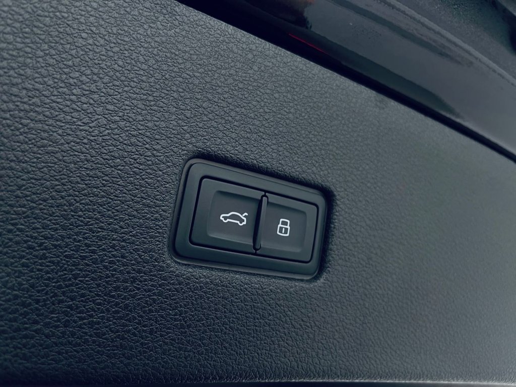 Used Audi RS Q8 2020 for sale - 77779836: Photo 33