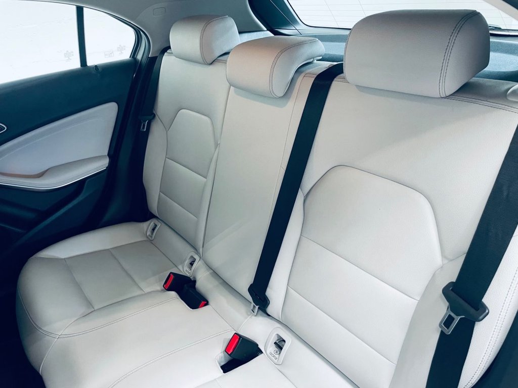 Used Mercedes-Benz A-Class 2016 for sale - 77952698: Photo 5