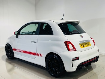 Used Abarth 595 2017 for sale - 77256140: Photo