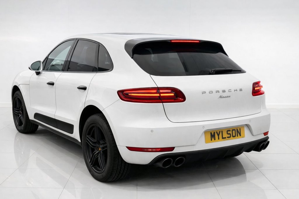 Used Porsche Macan 2017 for sale - 77256114: Photo 2
