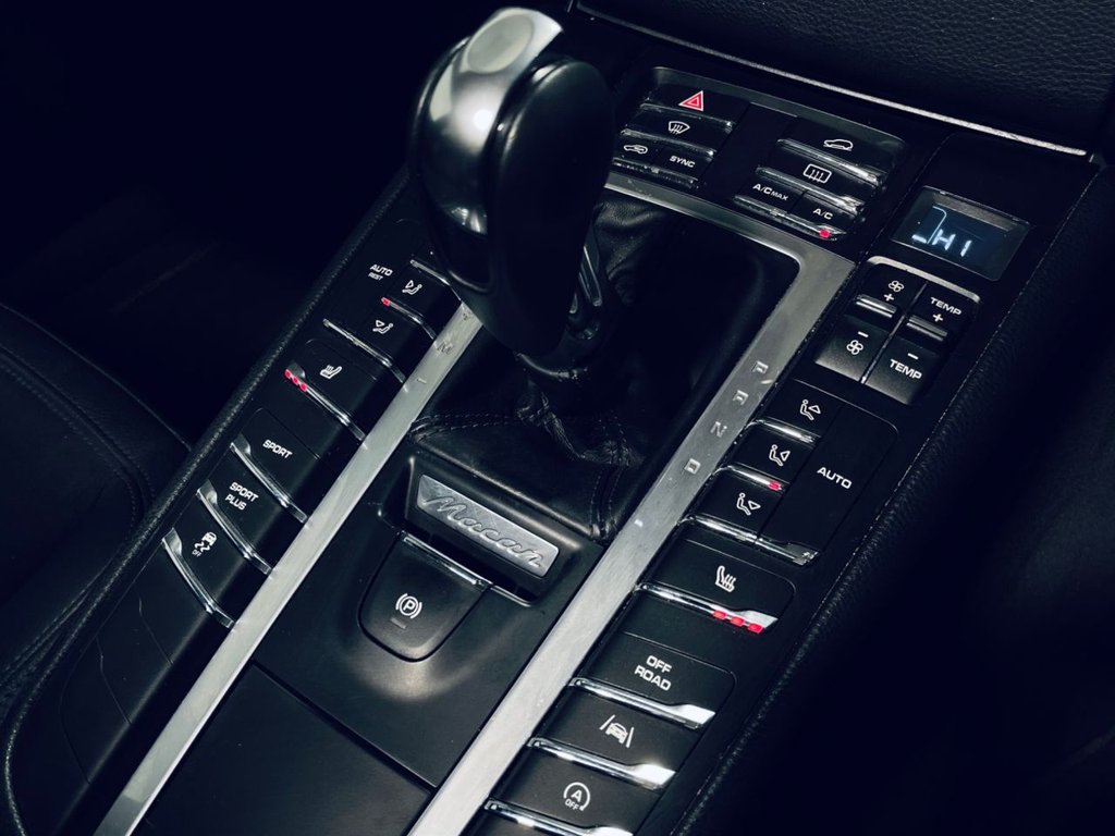 Used Porsche Macan 2017 for sale - 77256114: Photo 23