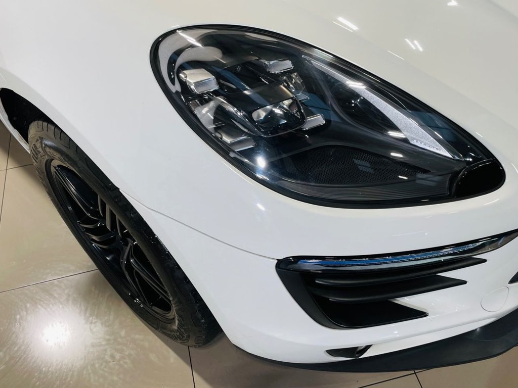 Used Porsche Macan 2017 for sale - 77256114: Photo 29