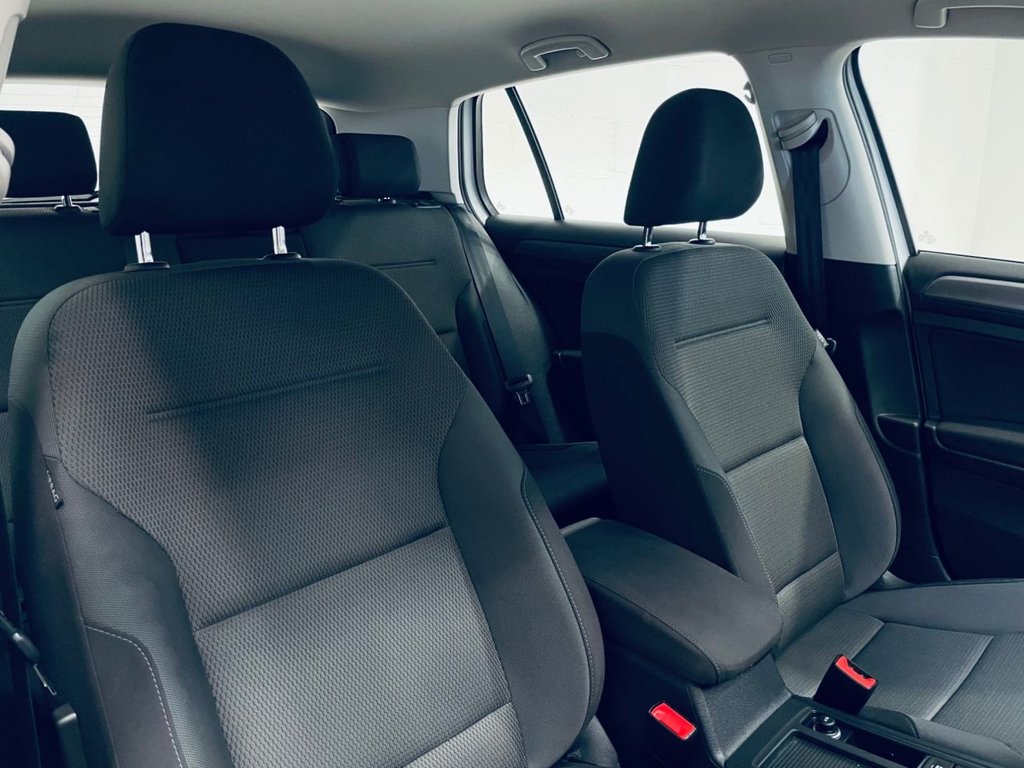 Used Volkswagen Golf 2020 for sale - 76389914: Photo 4