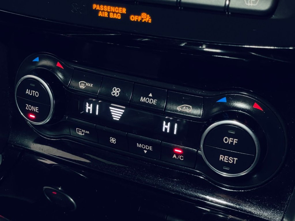 Used Infiniti QX30 2018 for sale - 77049012: Photo 22