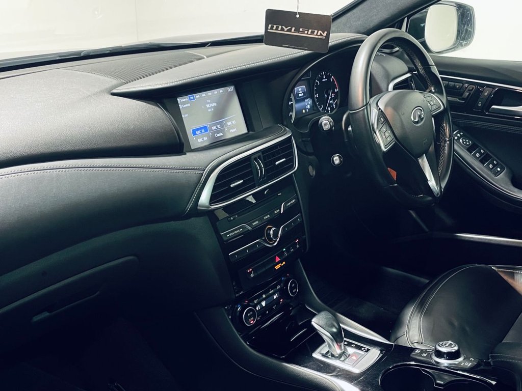 Used Infiniti QX30 2018 for sale - 77049012: Photo 5