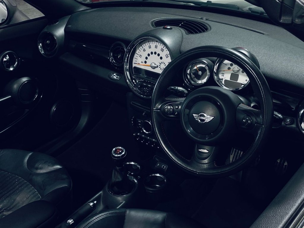 Used MINI Roadster 2013 for sale - 77780119: Photo 18