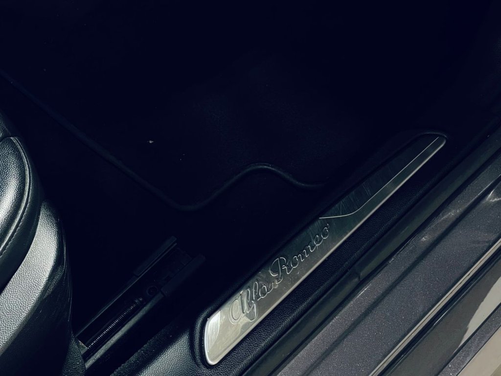 Used Alfa Romeo Giulia 2019 for sale - 77879635: Photo 24