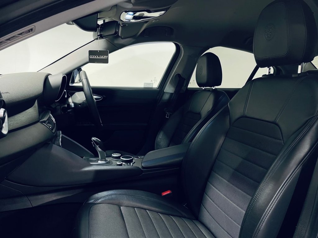Used Alfa Romeo Giulia 2019 for sale - 77879635: Photo 6