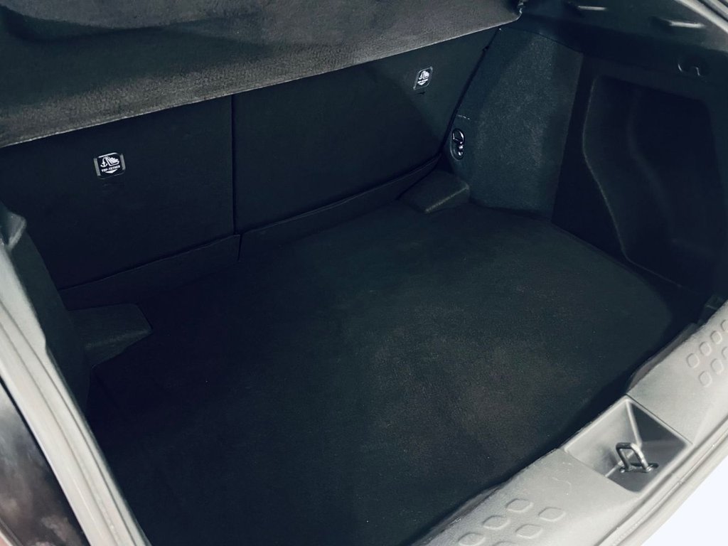 Used Toyota C-HR 2018 for sale - 77122113: Photo 23