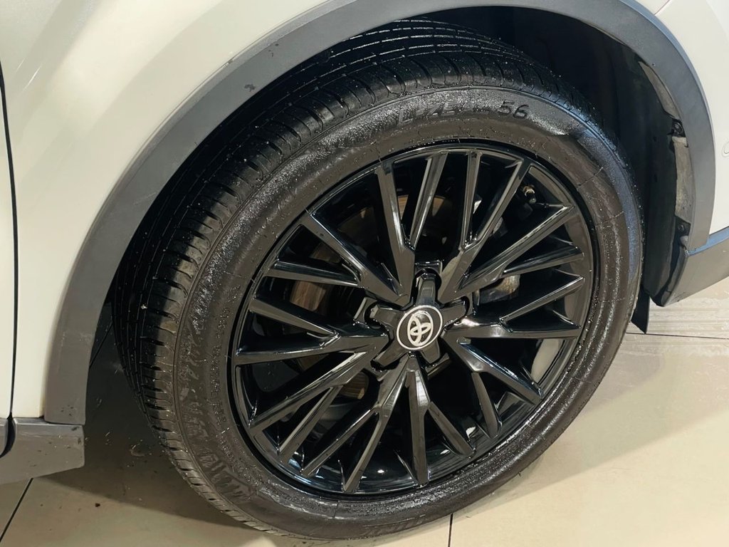 Used Toyota C-HR 2018 for sale - 77122113: Photo 3