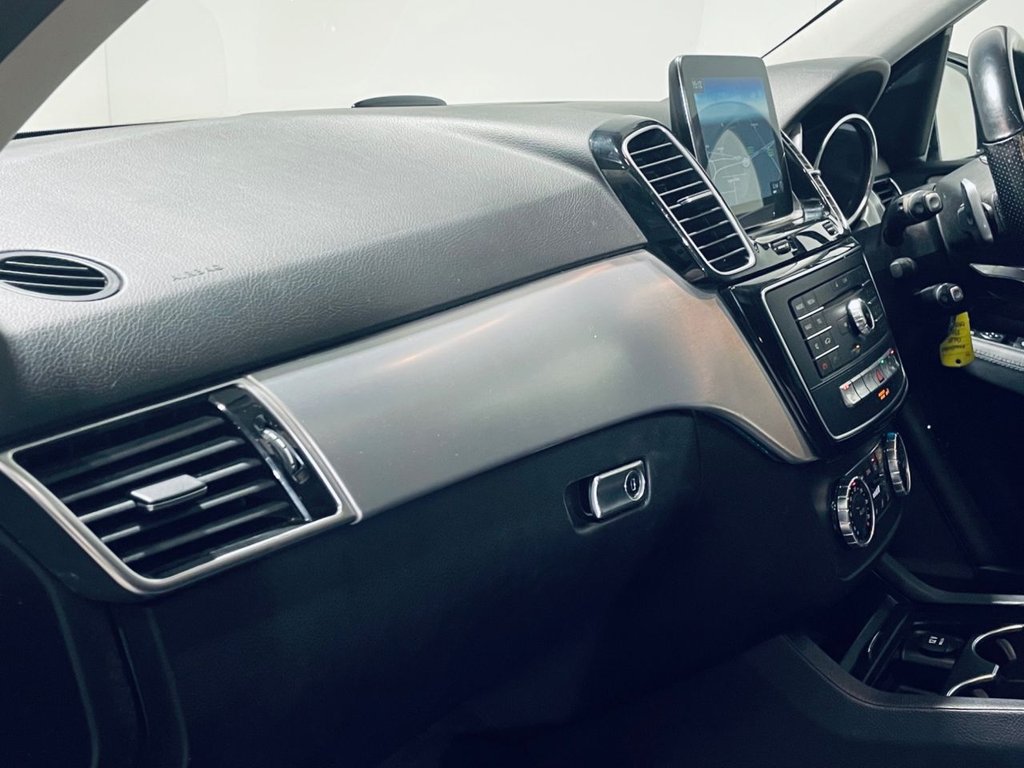 Used Mercedes-Benz GLE 2016 for sale - 77048682: Photo 5