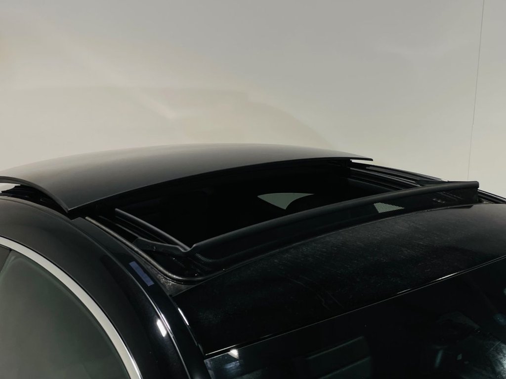 Used Mercedes-Benz C Class 2017 for sale - 77627374: Photo 2