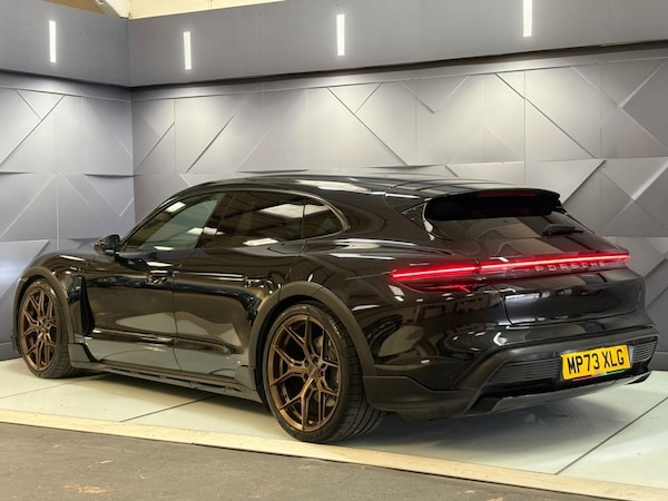 Used Porsche Taycan 2023 for sale - 76190776: Photo 19