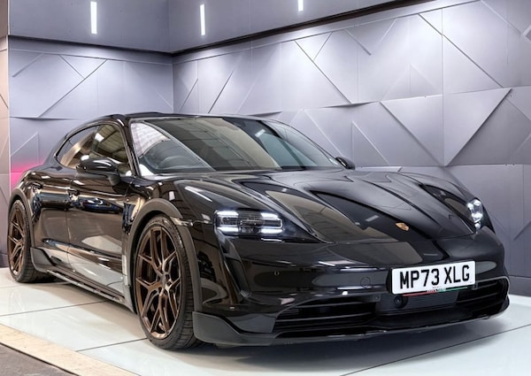Used Porsche Taycan 2023 for sale - 76190776: Photo 1