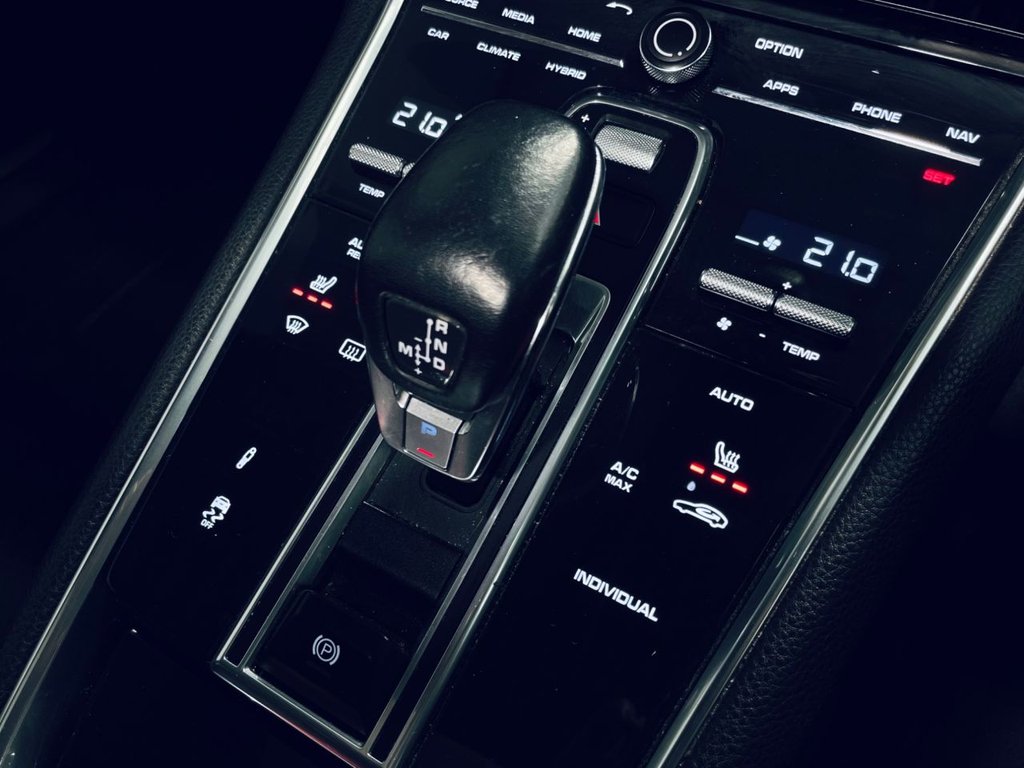 Used Porsche Panamera 2017 for sale - 77780238: Photo 25