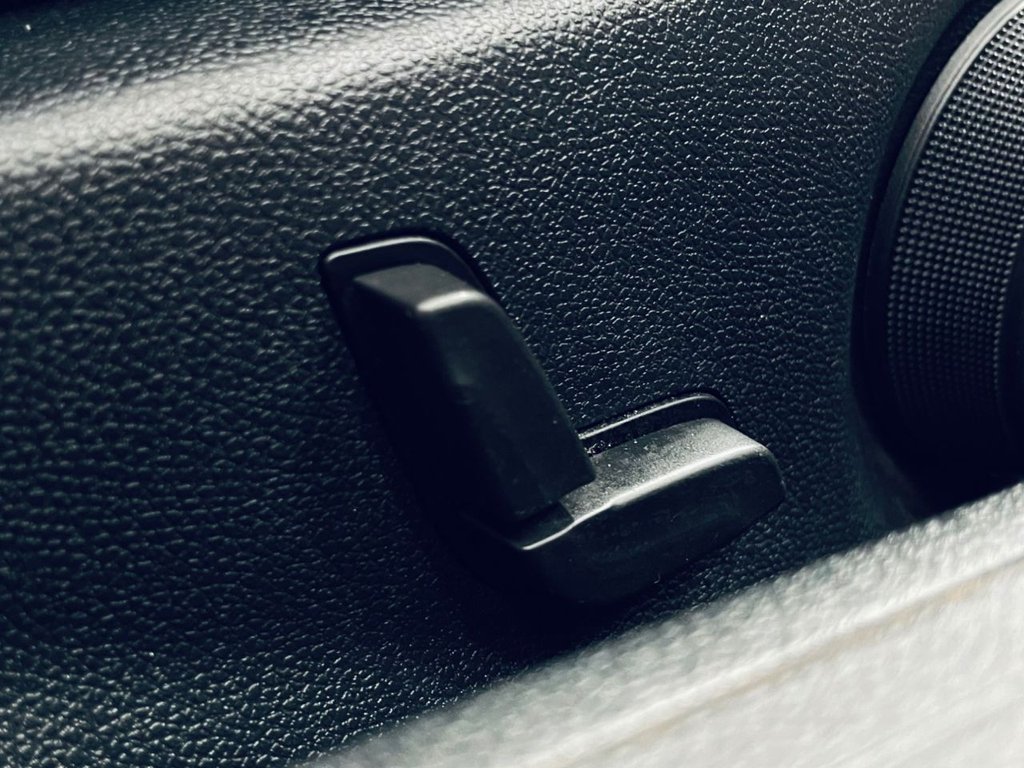 Used Mercedes-Benz C Class 2014 for sale - 77780141: Photo 19