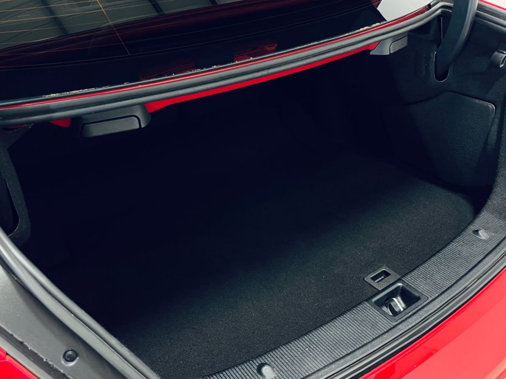 Used Mercedes-Benz C Class 2014 for sale - 77780141: Photo 25