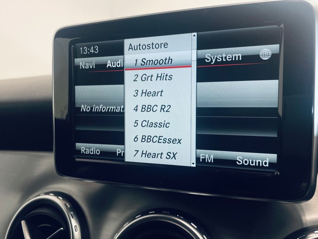 Used Mercedes-Benz GLA 2014 for sale - 77779935: Photo 35