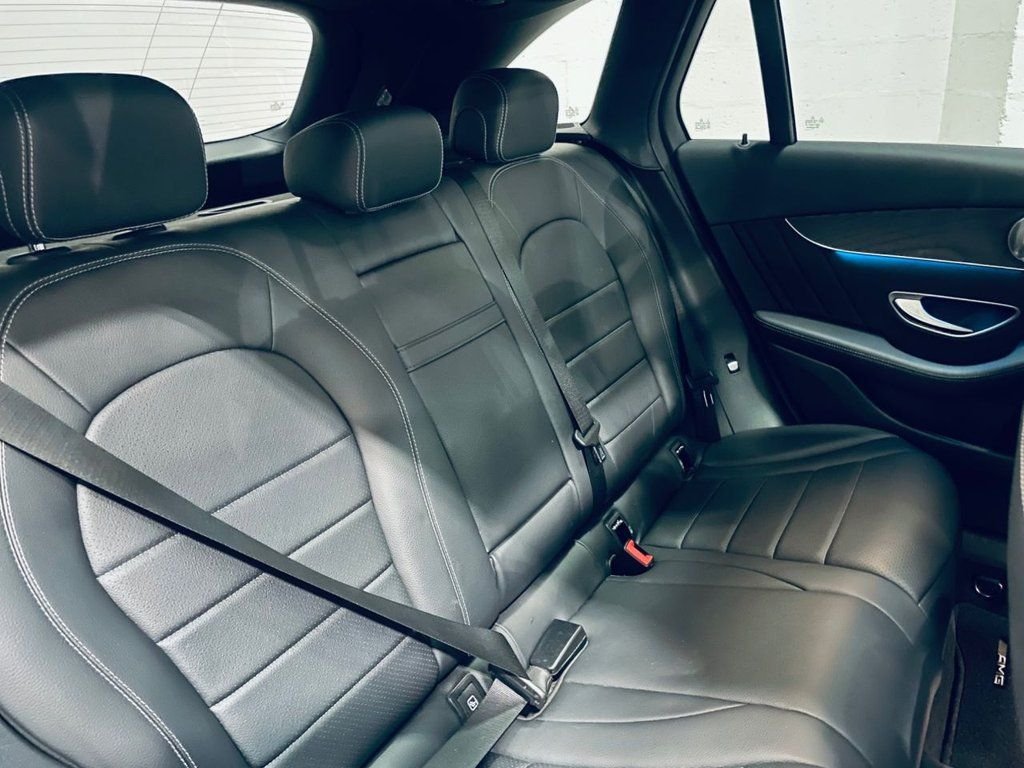 Used Mercedes-Benz GLC 2018 for sale - 77780145: Photo 3